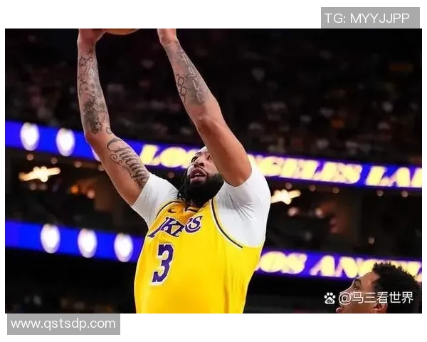 热火与湖人激战第三场直播精彩回顾与赛后分析尽在此处